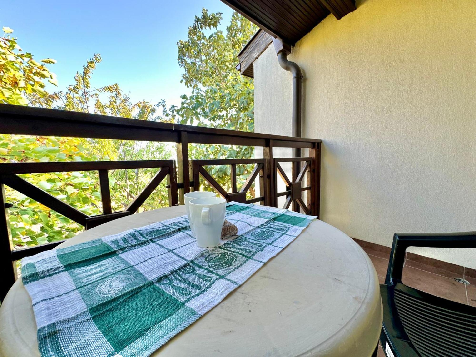 Menada Imperial Heights Villas Солнечный берег Экстерьер фото