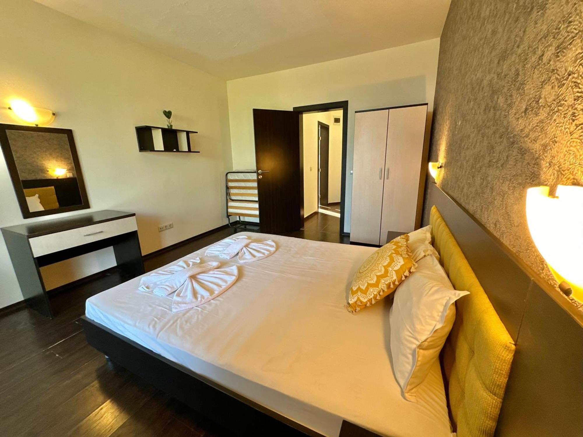 Menada Imperial Heights Villas Солнечный берег Экстерьер фото