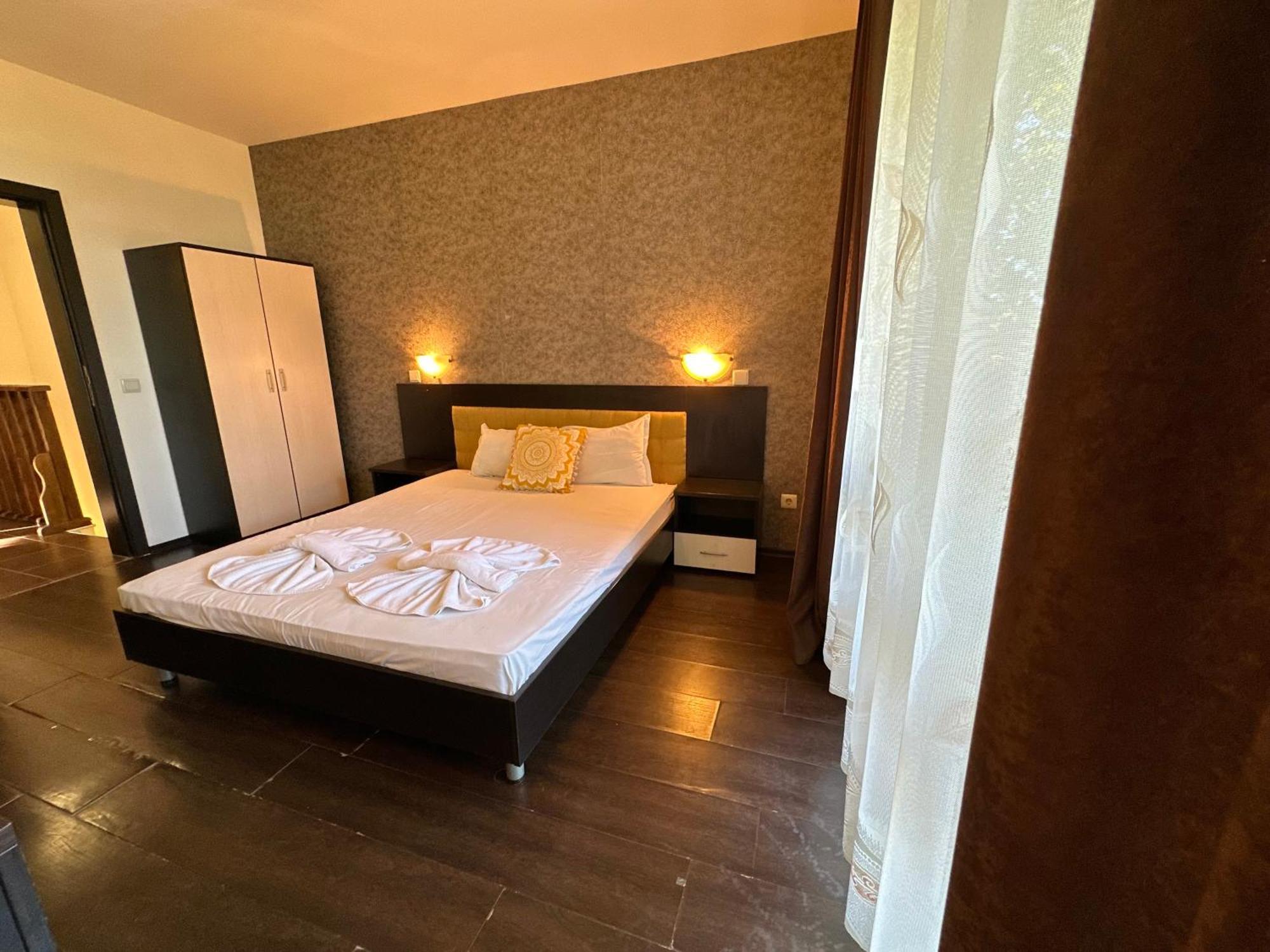 Menada Imperial Heights Villas Солнечный берег Экстерьер фото