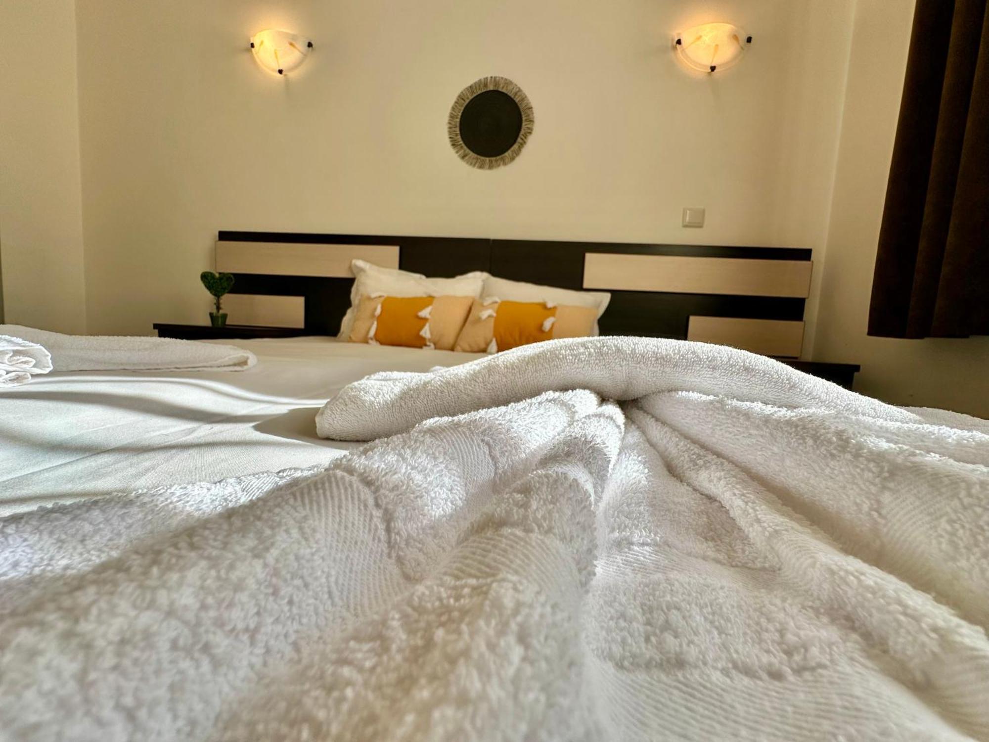 Menada Imperial Heights Villas Солнечный берег Экстерьер фото