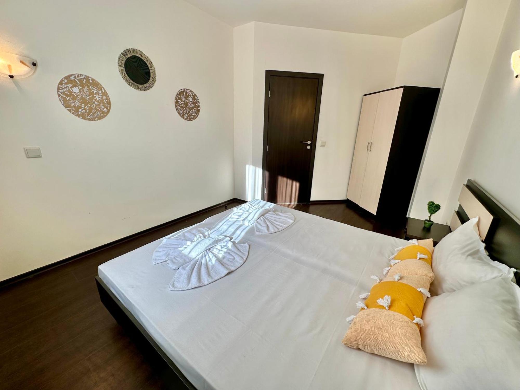 Menada Imperial Heights Villas Солнечный берег Экстерьер фото